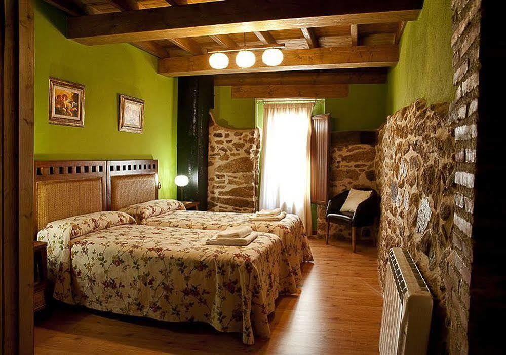 Aroma De Primavera En Casas Rurales Acebuche Casas del Monte Bagian luar foto